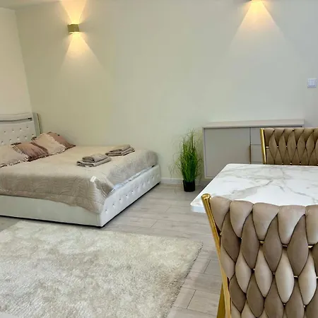 Apartamento Leo Konin (Greater Poland)